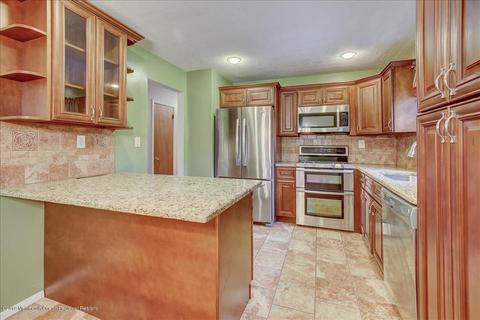 128 Willow Dr, Jackson, NJ 08527 photo 11