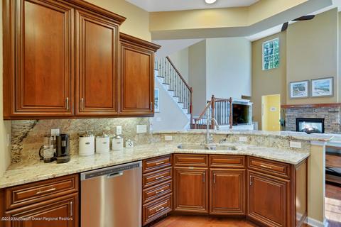 83 Arborridge Dr, Forked River, NJ 08731 photo 13