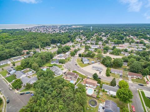 432 Cheyenne Dr, Waretown, NJ 08758 photo 33