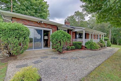 38 Vanderveer Rd, Freehold, NJ 07728 photo 6