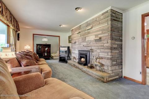 38 Vanderveer Rd, Freehold, NJ 07728 photo 9