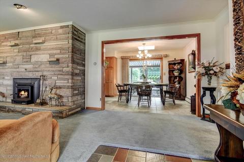 38 Vanderveer Rd, Freehold, NJ 07728 photo 8