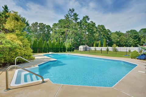 30 Leone Blvd, Jackson, NJ 08527 photo 2