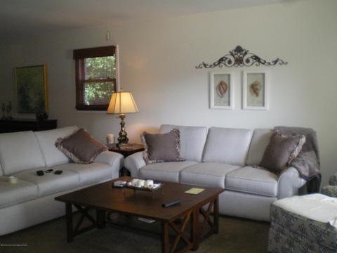 13 Eric Ct, Brick, NJ 08723 photo 3