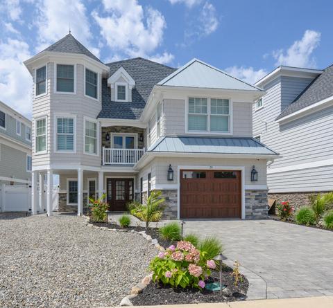 79 Pershing Blvd, Lavallette, NJ 08735 photo 1