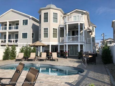 79 Pershing Blvd, Lavallette, NJ 08735 photo 3