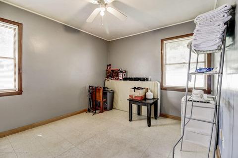 2 Taylor Rd, Matawan, NJ 07747 photo 4