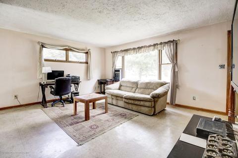 2 Taylor Rd, Matawan, NJ 07747 photo 15