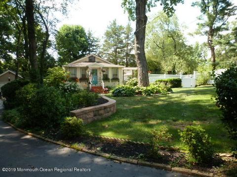 8 Cedar St, Matawan, NJ 07747 photo 2