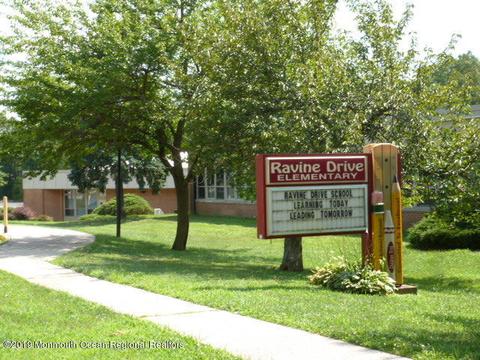 8 Cedar St, Matawan, NJ 07747 photo 28