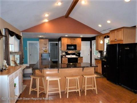 8 Cedar St, Matawan, NJ 07747 photo 7