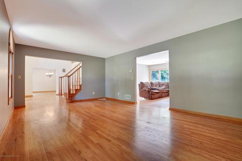 20 Pine Dr, Millstone, NJ 08535 photo 14