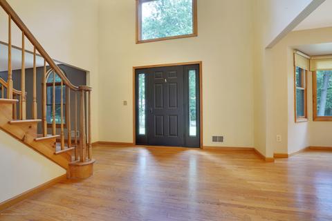 20 Pine Dr, Millstone, NJ 08535 photo 6