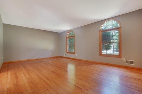 20 Pine Dr, Millstone, NJ 08535 photo 13