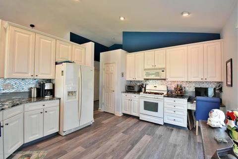18 Gables Way, Jackson, NJ 08527 photo 12