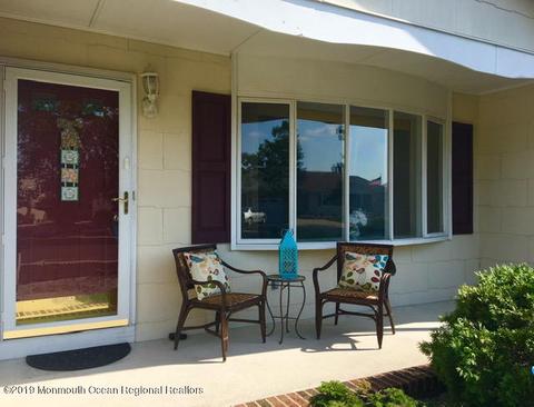 6 Mapleton Rd, Toms River, NJ 08757 photo 2
