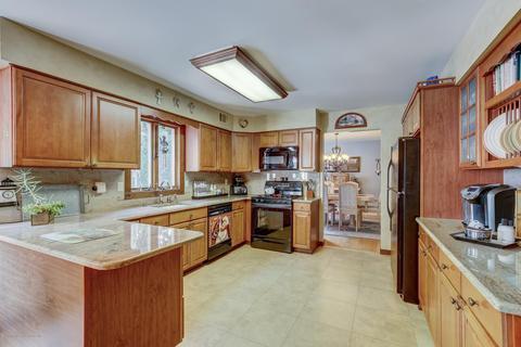 7 Warne Rd, Old Bridge, NJ 08857 photo 3