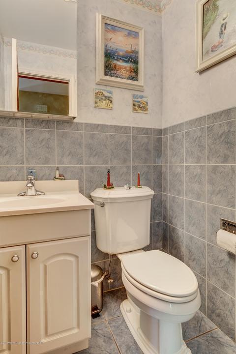 7 Warne Rd, Old Bridge, NJ 08857 photo 11