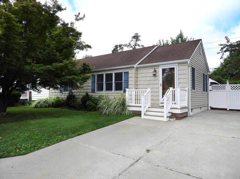 1521 Edgemere Rd, Wall, NJ 07719 photo 1