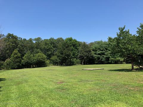 8 Skylark Dr, Jackson, NJ 08527 photo 4