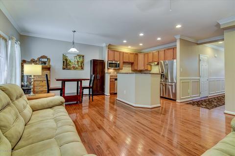 304 Joyce Ct, Brick, NJ 08724 photo 7