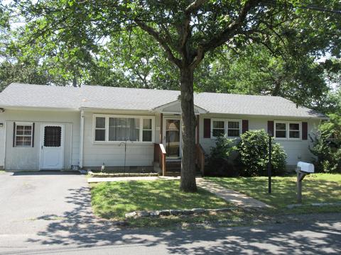 512 Jackson Ave, Brick, NJ 08723 photo 1