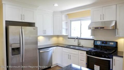 12 Brian Rd, Edison, NJ 08817 photo 2