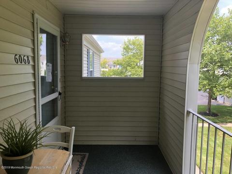 606 Ginger Ct # B, Mount Laurel, NJ 08054 photo 4