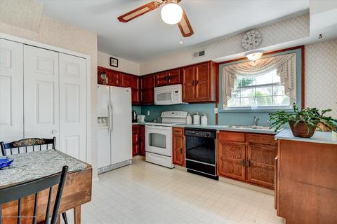 25 Maple Dr, Spring Lake Heights, NJ 07762 photo 2