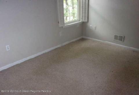 10 Bittersweet Dr, Jackson, NJ 08527 photo 11