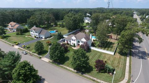 2 Mitchell Ln, Jackson, NJ 08527 photo 2
