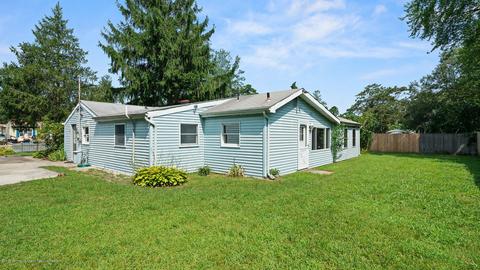 35 Maple St, Waretown, NJ 08758 photo 3