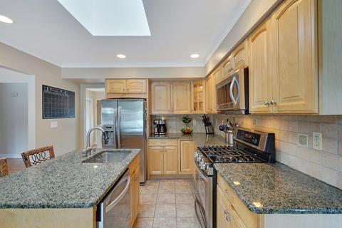 105 Leone Dr, Brick, NJ 08724 photo 9