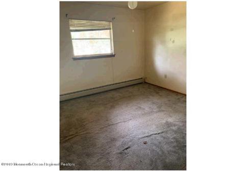 1105 Ruby Dr, Toms River, NJ 08753 photo 5
