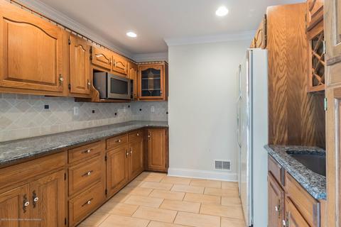 11 Coachman Dr, Hampton, NJ 08827 photo 11