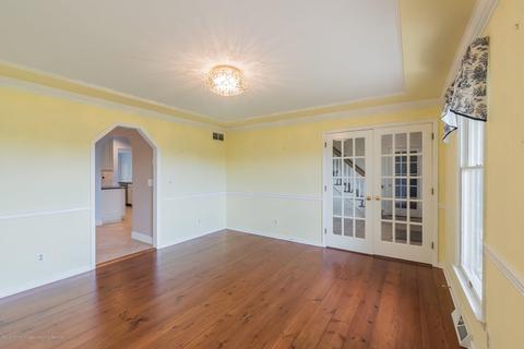 11 Coachman Dr, Hampton, NJ 08827 photo 5