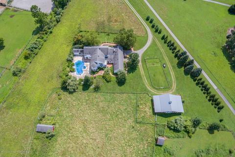 11 Coachman Dr, Hampton, NJ 08827 photo 30