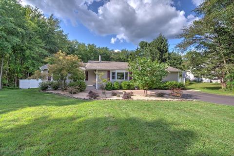 645 Eltone Rd, Jackson, NJ 08527 photo 1