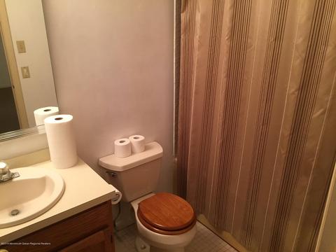 424 Drum Point Rd, Brick, NJ 08723 photo 9