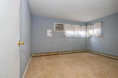 164 Winthrop Rd, Edison, NJ 08817 photo 9