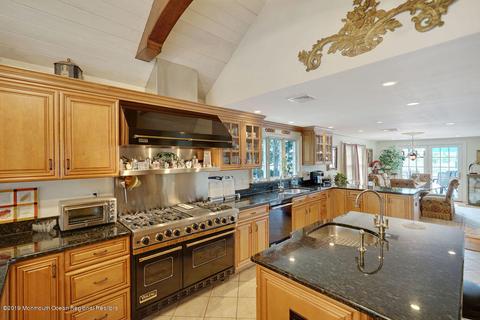 28 Fairview Ave, Brick, NJ 08724 photo 84