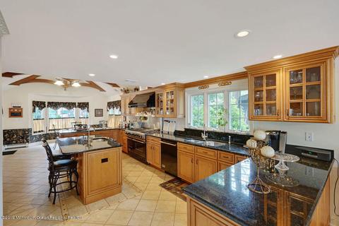28 Fairview Ave, Brick, NJ 08724 photo 11