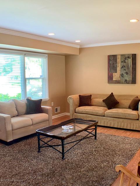 159 Pine Needle St, Howell, NJ 07731 photo 3