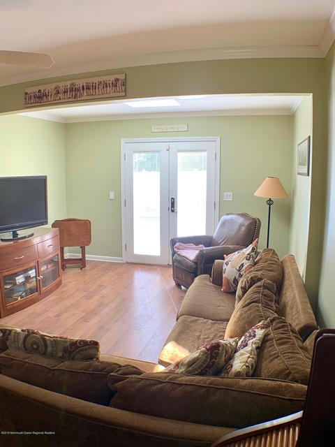 159 Pine Needle St, Howell, NJ 07731 photo 9