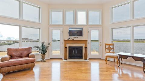 1413 Riverview Dr, Forked River, NJ 08731 photo 2