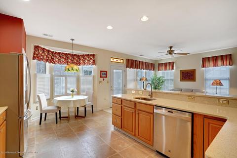 2 Warwick Way, Jackson, NJ 08527 photo 18
