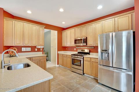 2 Warwick Way, Jackson, NJ 08527 photo 1
