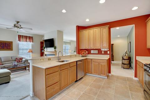 2 Warwick Way, Jackson, NJ 08527 photo 17