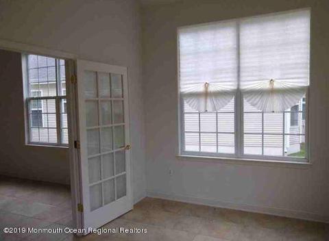 132 Marlow Dr, Jackson, NJ 08527 photo 5