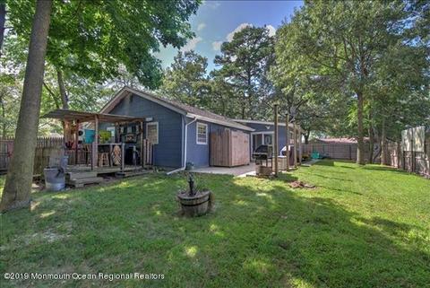 402 Conifer Dr, Forked River, NJ 08731 photo 4